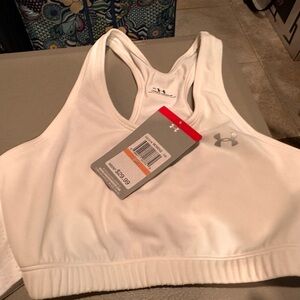 Woman's Size small Under Armour - sports bra